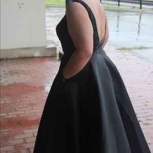 JVNI black prom dress size 14